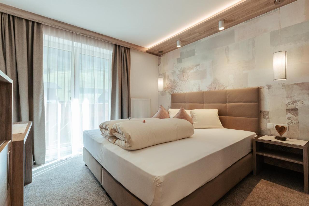 Hotel St-Leonhard ซังคท์เลออนฮาร์ด อิม พิทซ์ทัล ภายนอก รูปภาพ