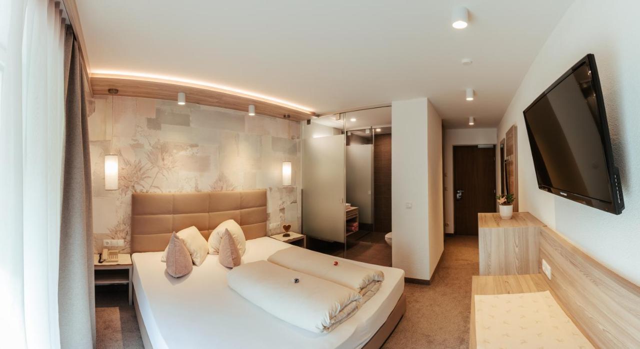 Hotel St-Leonhard ซังคท์เลออนฮาร์ด อิม พิทซ์ทัล ภายนอก รูปภาพ